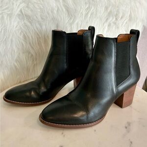 Madewell Elegant Black Leather Ankle Boots